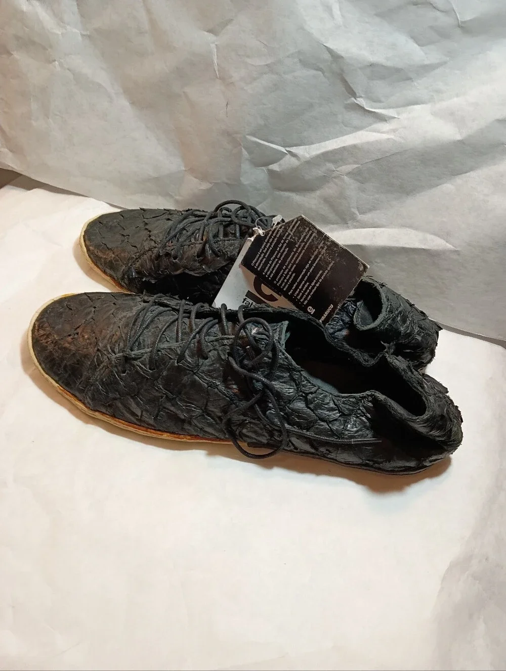 Osklen Mens Authentic Fish Animal Skin Pirarucu Low Top Display Mew shoes